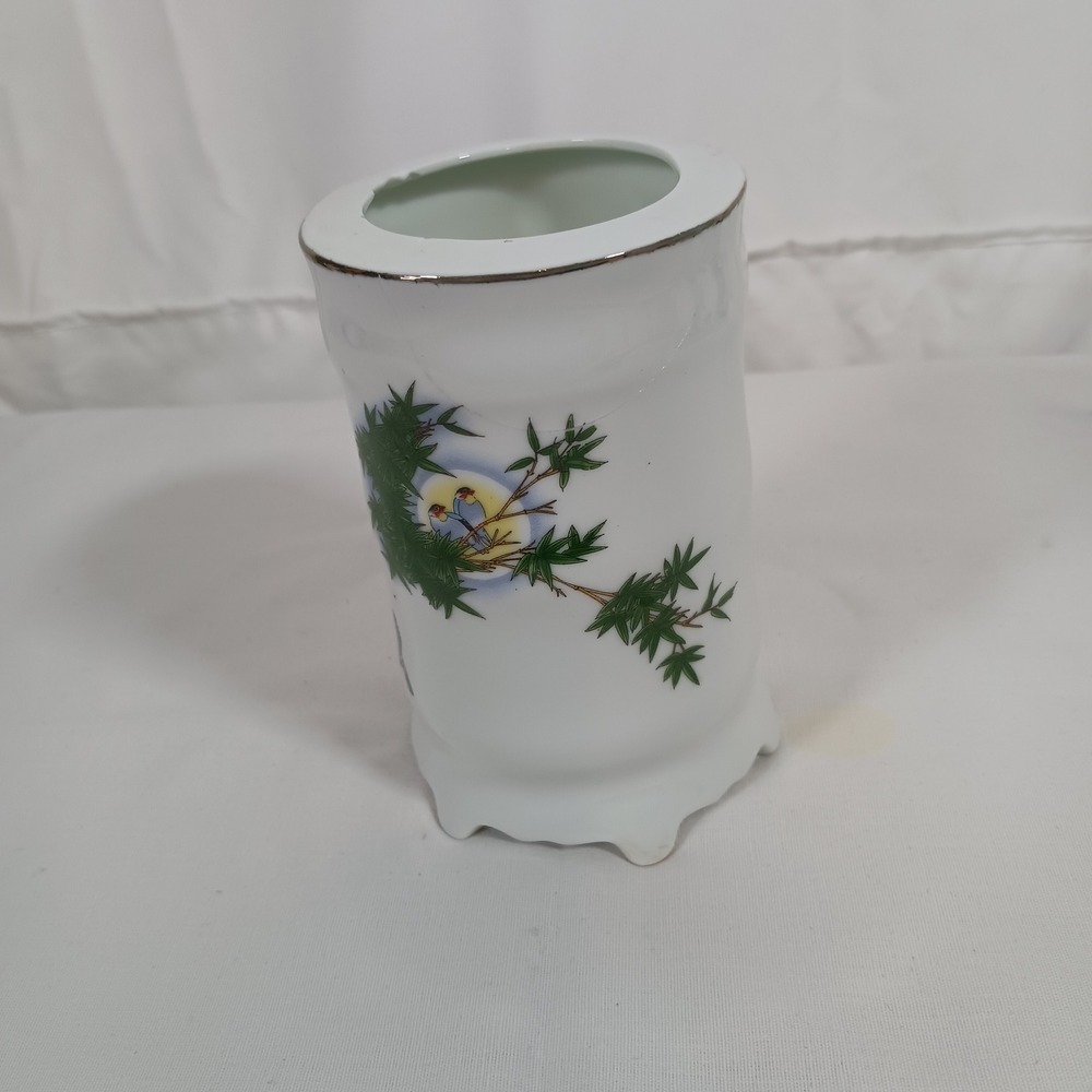 Unbranded Porcelain Vase Unisex OS White Fair Vintage Bamboo Bird Gold Rim